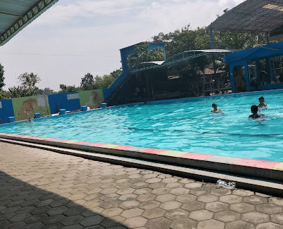Kolam Renang Tirta Bungsu - East Cikalong